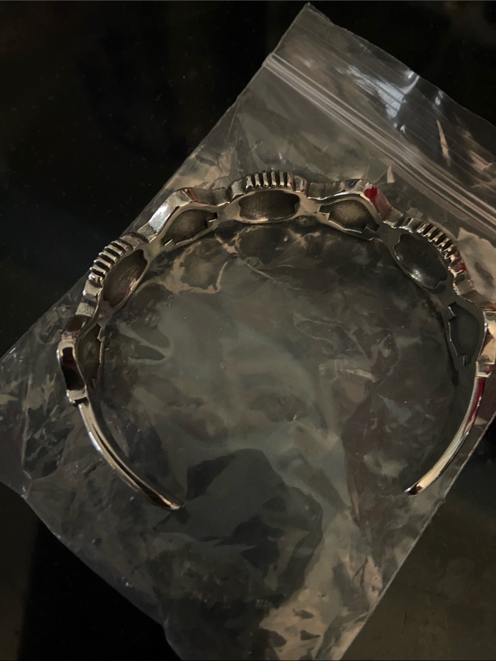 Harley-Davidson Silver and Black Skull Link Bracelet - Picture 6 of 6